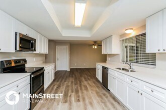 1800 Gladiolas Dr in Winter Park, FL - Building Photo - Building Photo