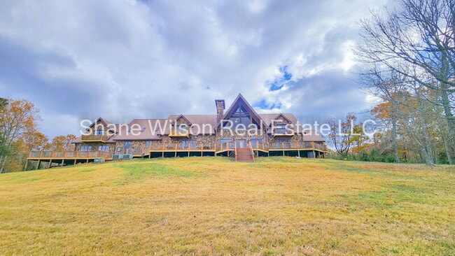 property at 218 Sugar Hollow Rd