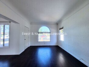 2666 E Madison St in Carson, CA - Building Photo - Building Photo