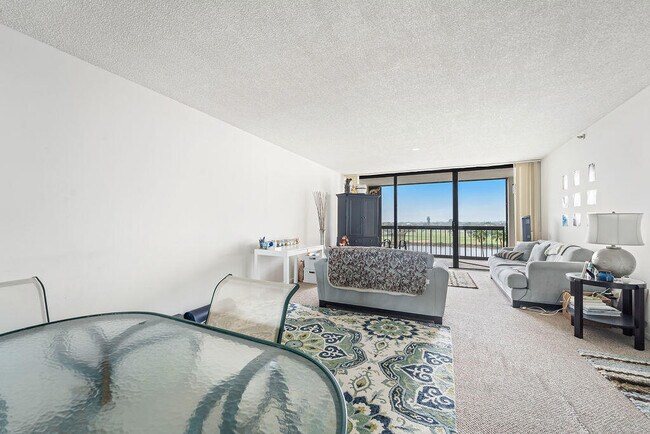 property at 356 Golfview Rd