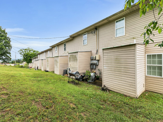 Oak Tree Apartments in Chattanooga, TN - Building Photo - Other