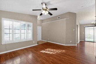 6765 Koster Way in Elk Grove, CA - Building Photo - Building Photo