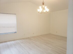 719 Stanton Dr in Weston, FL - Building Photo - Building Photo