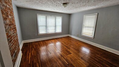 928-930-930 Ellsworth Ave in Columbus, OH - Building Photo - Building Photo