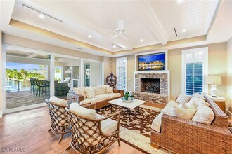 481 21st Ave S in Naples, FL - Building Photo - Building Photo