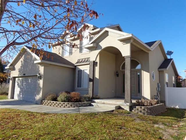 4968 W Diamondback Dr