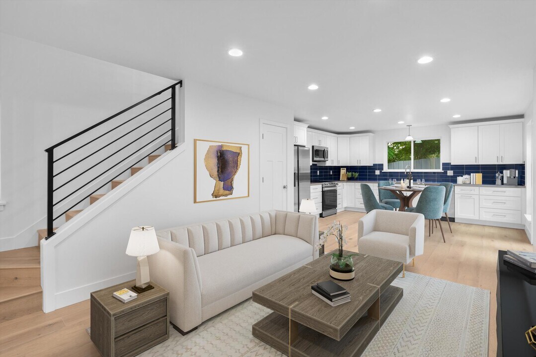 14337 22nd Ave NE in Seattle, WA - Building Photo