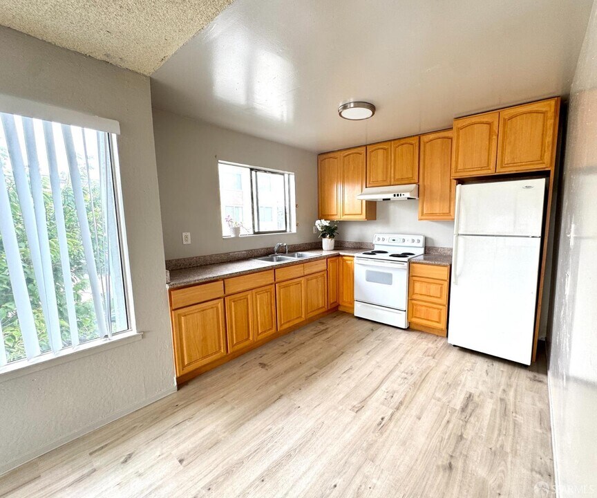 29 Wayland St in San Francisco, CA - Building Photo