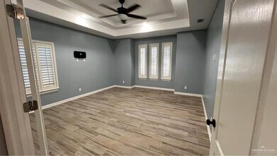 1306 Rockport St in Alton, TX - Building Photo - Building Photo