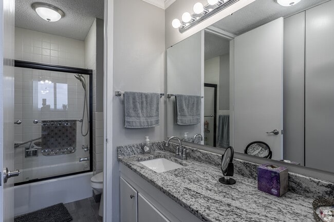 The Lakewood House Apartments in North Little Rock, AR - Building Photo - Building Photo