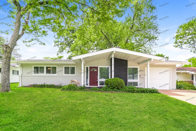 property at 3190 Kingsley Dr