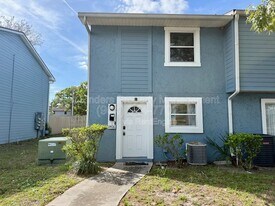 11406 Bedford Oaks Dr in Jacksonville, FL - Building Photo