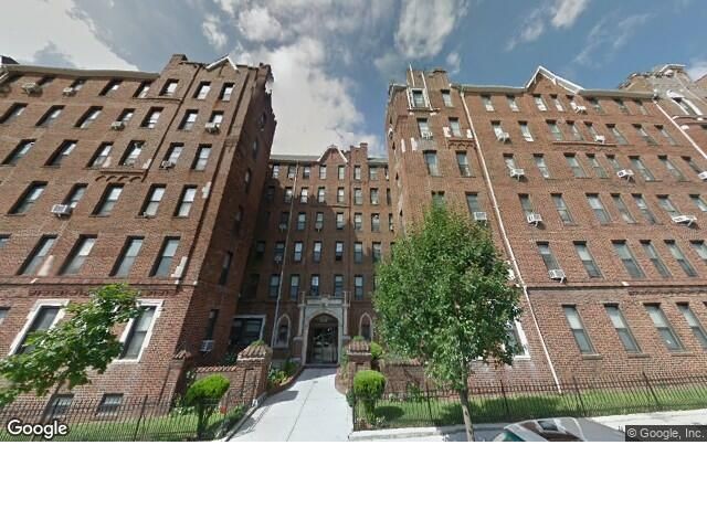 36-20 168th St-Unit -6I in Queens, NY - Foto de edificio