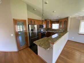 8715 N Rude St in Hayden, ID - Building Photo - Building Photo