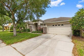 13655 Artesa Bell Dr in Riverview, FL - Building Photo - Building Photo