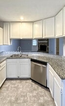 1942 Cornell Way in Morrow, GA - Foto de edificio - Building Photo