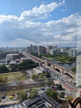 8 Whittier Pl in Boston, MA - Foto de edificio - Building Photo