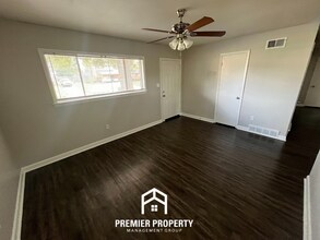 4637 Newton Dr in Memphis, TN - Building Photo - Building Photo