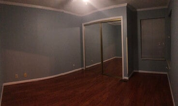5210 Village Way, Unit 1 in Nashville, TN - Building Photo - Building Photo
