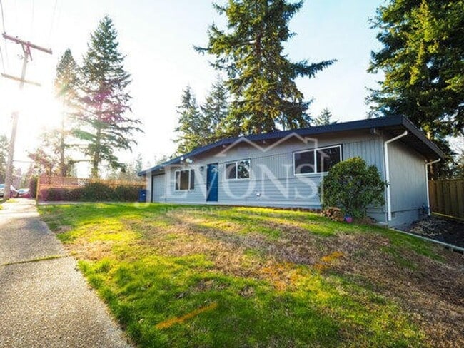 30217 1st Pl S in Federal Way, WA - Building Photo - Building Photo
