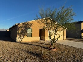 1624 Paige Dr in Bullhead City, AZ - Building Photo