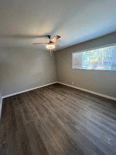 646 S Barrington Ave in Los Angeles, CA - Building Photo - Building Photo