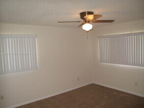 9704 S Belfort Cir in Tamarac, FL - Building Photo - Building Photo