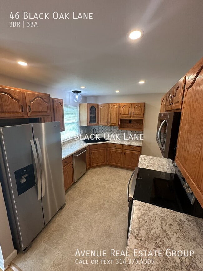 46 Black Oak Ln in Fenton, MO - Building Photo - Building Photo