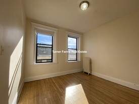 1148 Commonwealth Ave, Unit 38 Apartamentos