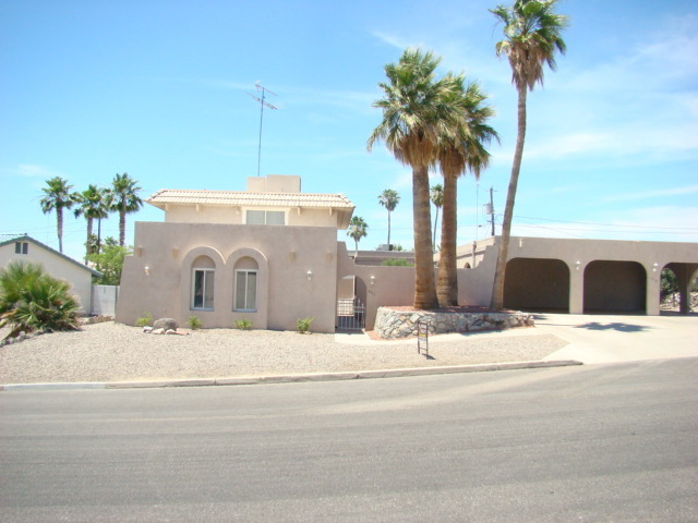 3717 Hollister Dr in Lake Havasu City, AZ - Building Photo