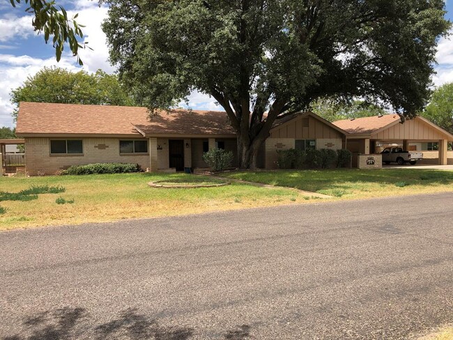 property at 6209 Glenhaven Dr
