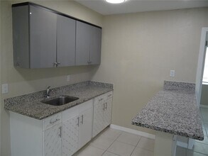 14201 Marguerite Dr in Madeira Beach, FL - Building Photo - Building Photo