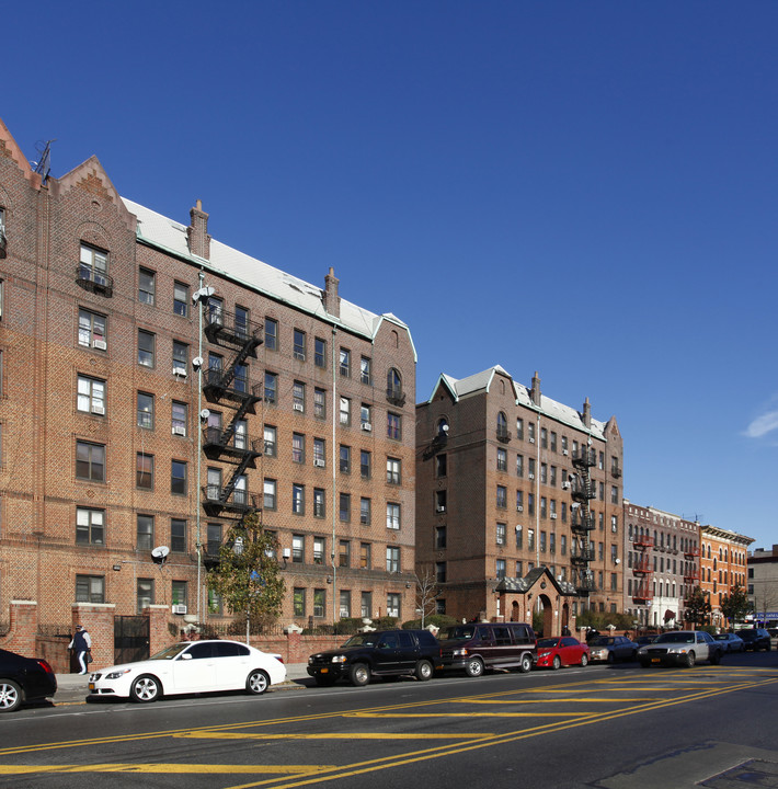 Prospect Park South in Brooklyn, NY - Building Photo