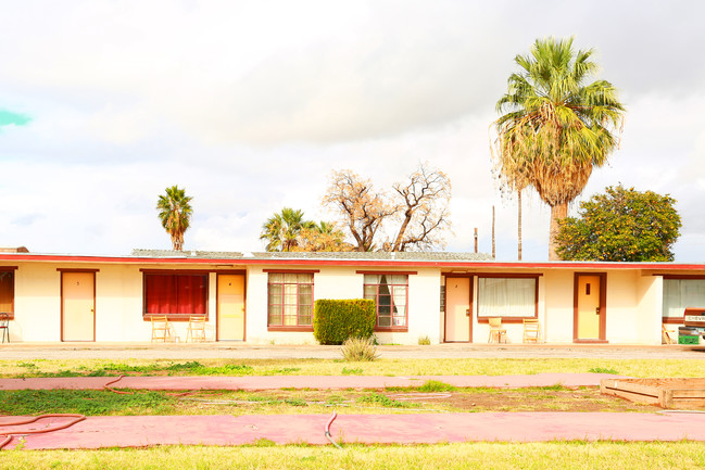 The Lariat in Tucson, AZ - Building Photo - Building Photo