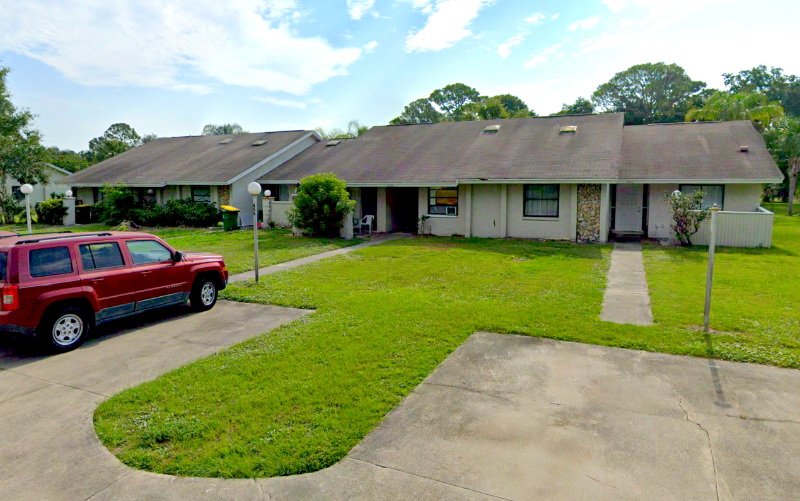 444 Kings Manor Ln in Merritt Island, FL - Building Photo