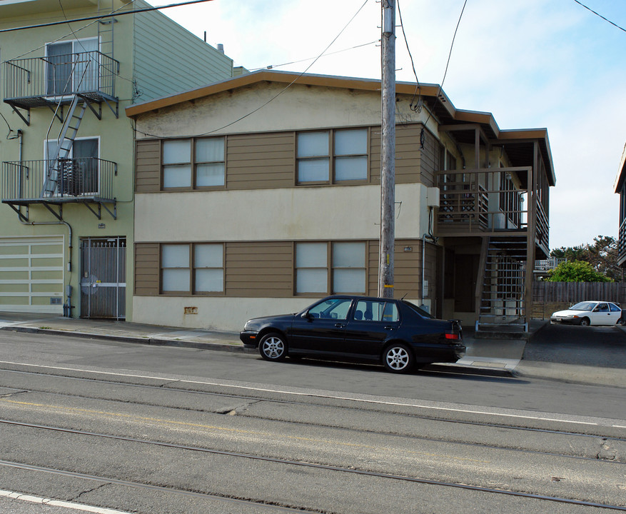 3517 Taraval St in San Francisco, CA - Building Photo