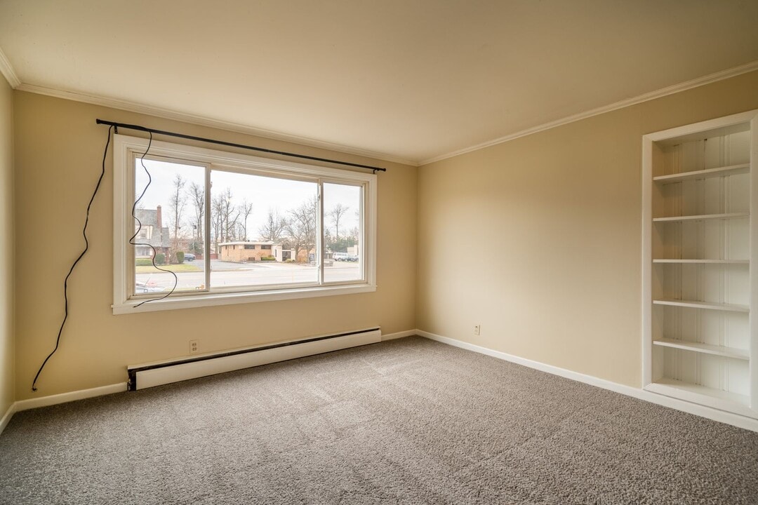 2654 Sheridan Dr in Tonawanda, NY - Building Photo