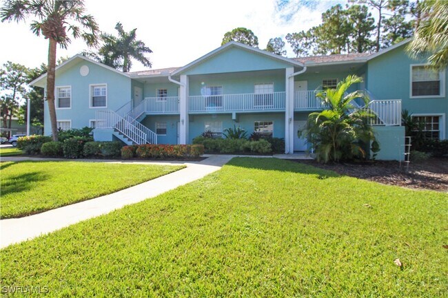 28280 Pine Haven Way in Bonita Springs, FL - Building Photo - Building Photo