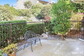 7323 Alicante Rd Unit C in Carlsbad, CA - Building Photo - Building Photo