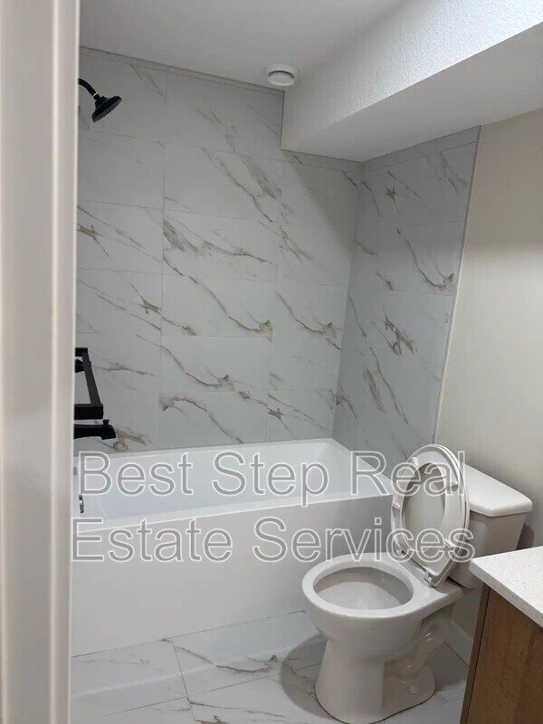 2171-2152 52 St SW in Edmonton, AB - Building Photo - Building Photo