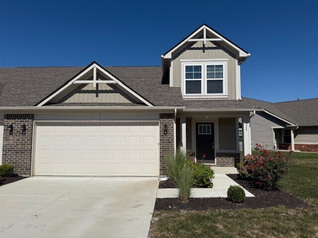 1228 Worcester Way in Greenfield, IN - Building Photo