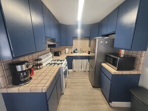 4328 E Myrtle St in Stockton, CA - Building Photo - Building Photo