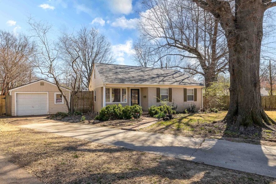 89 S Larchmont Dr in Memphis, TN - Building Photo