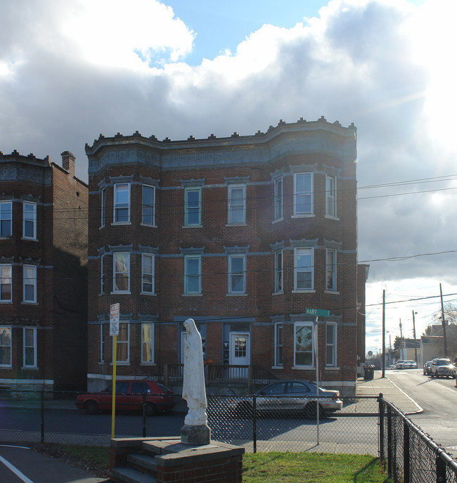 32 Hart St in Cohoes, NY - Building Photo - Building Photo