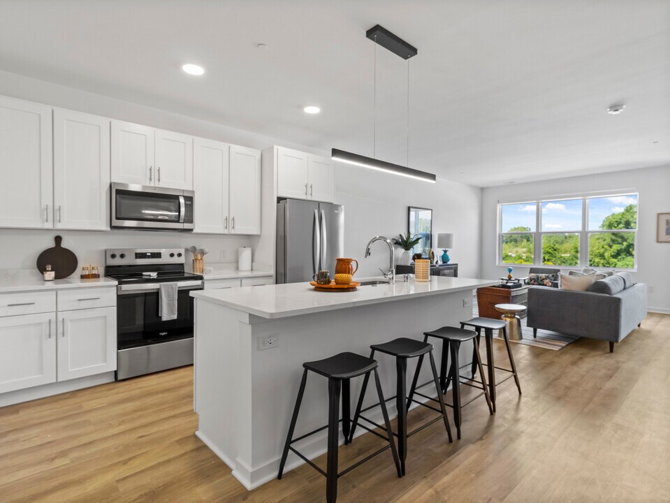 IVY Townhomes in Oak Creek, WI - Building Photo