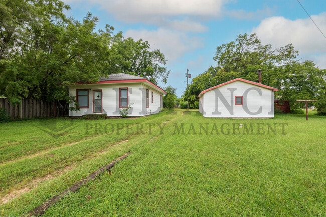 property at 113 N King St