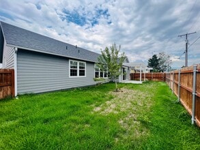 105 Wildrose Ct in Hamilton, MT - Building Photo - Building Photo