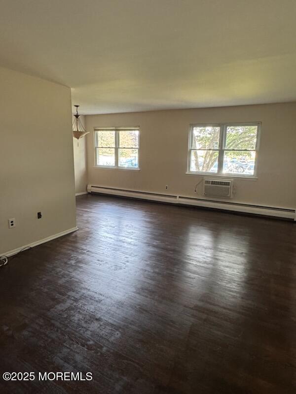 94 Stonehurst Blvd in Freehold, NJ - Building Photo - Building Photo