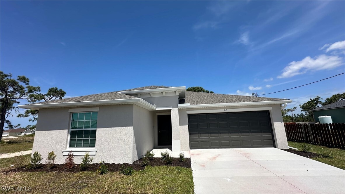 1815 NW 31st St in Cape Coral, FL - Foto de edificio