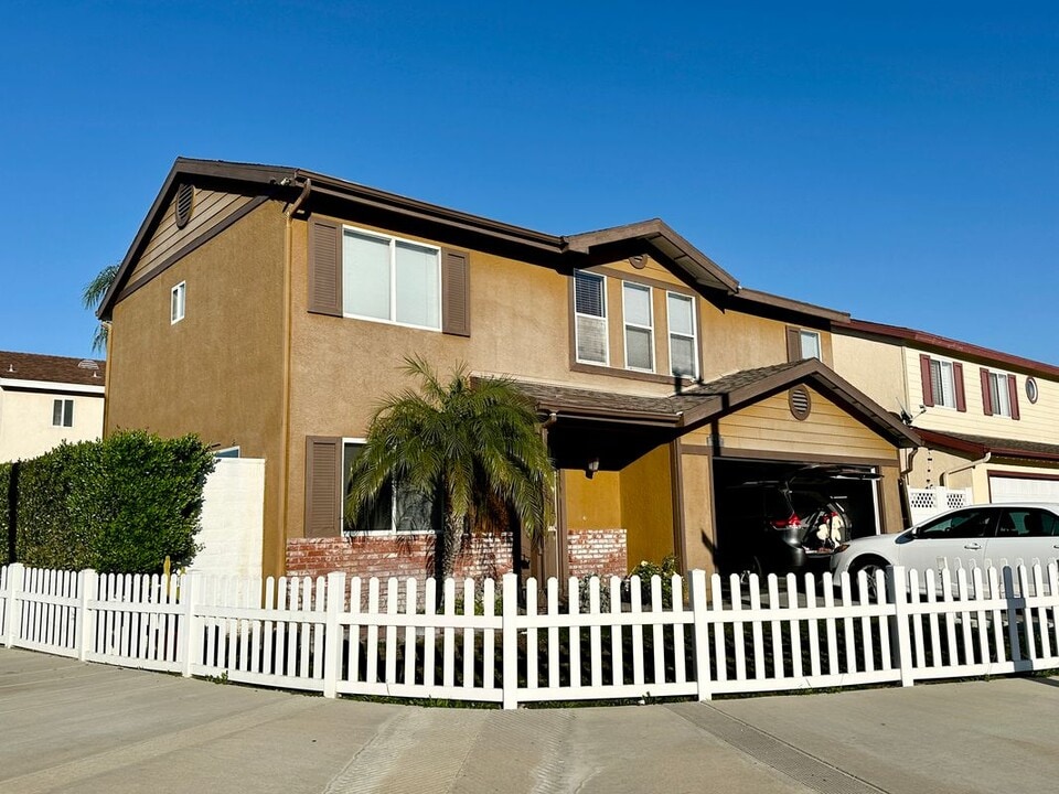 17003 Abell Ct in La Puente, CA - Building Photo